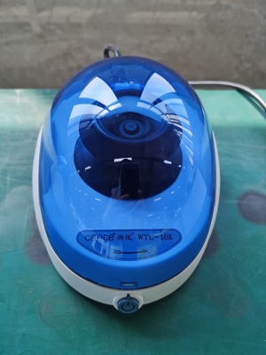 Rotori a bassa velocità leggeri di Centrifuge With Two del modello di Mini Centrifuge Machine WTL-6K Benchtop