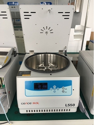 L550 Centrifugatrice a bassa velocità 5500r/min 4x500ml Capacità di separazione del sangue