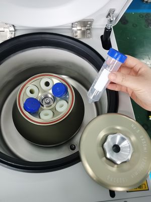 Centrifuga ad alta velocità da tavolo H1750R con velocità massima di 18500 giri/min, RCF massimo di 29302xg e rotore basculante 4x100ml