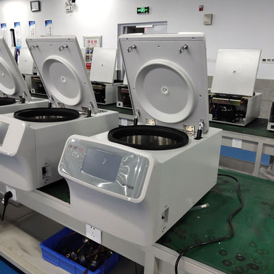 Centrifuga Refrigerata ad Alta Velocità con Velocità Massima di 17500 giri/min, RCF 29302xg e Capacità 4x100ml